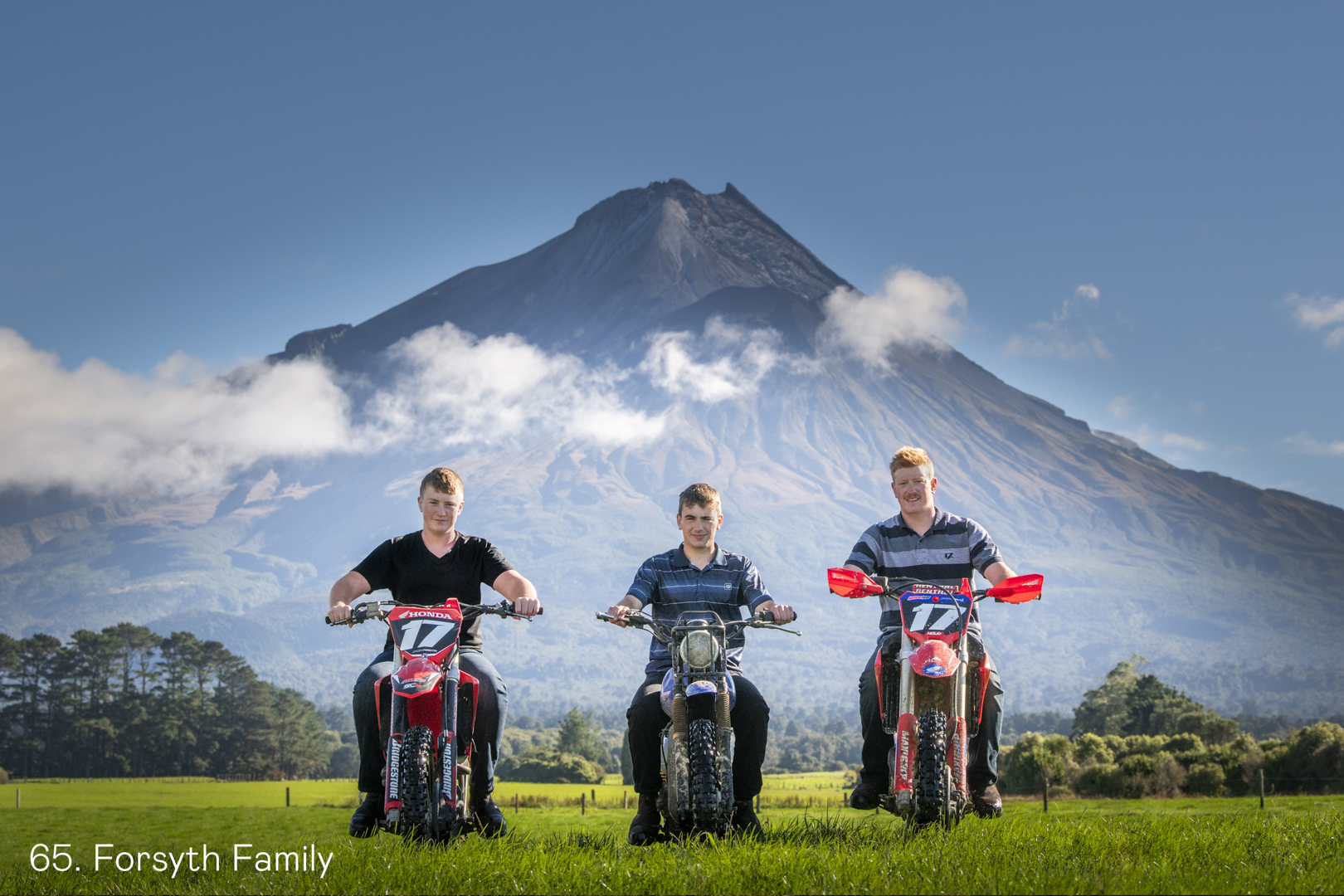 White Wolf Photo Gallery Image